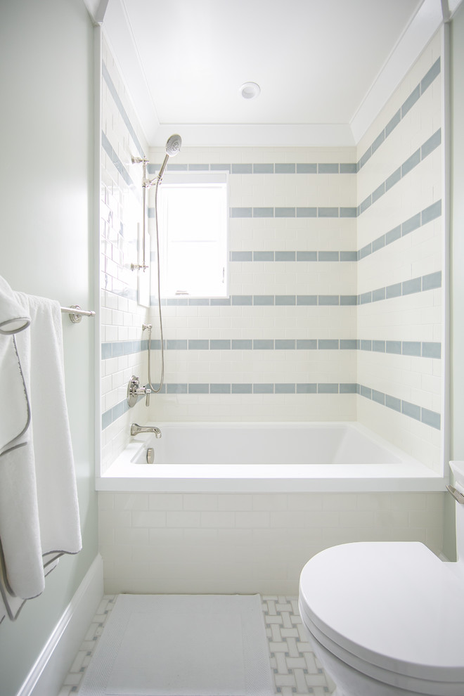 Striped Tile Bathtub Enclosure